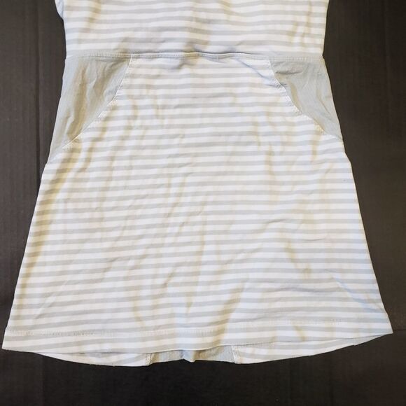 LULULEMON GRAY WHITE STRIPE SLEEVELESS ACTIVEWEAR ATHLETIC SHELF BRA TANK - Picture 11 of 16